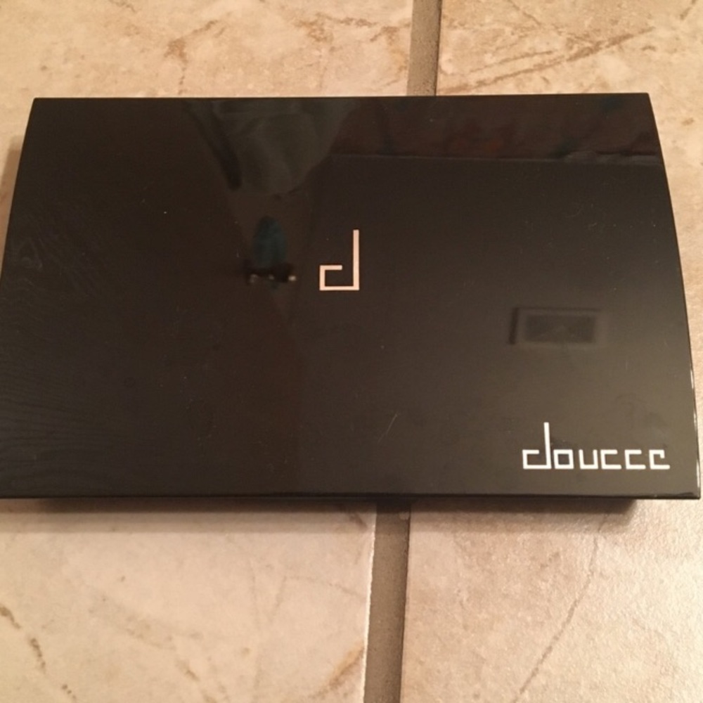 Doucce freematic eyeshadow palette NUDE - Picture 3 of 4
